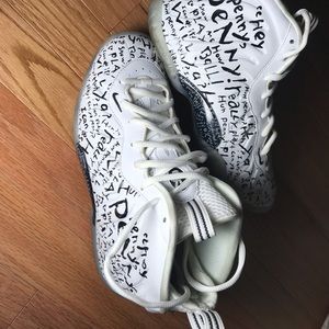 Nike- LITTLE POSITE ONE- Hey Penny